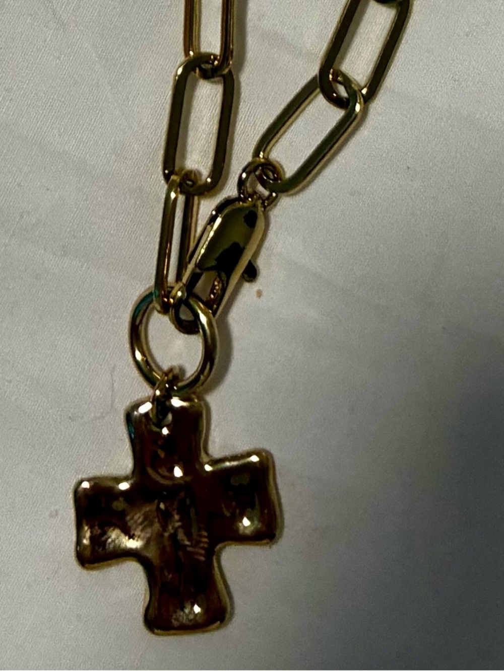 JAMES MICHELLE Gold Paperclip Chain Necklace with Cross Pendant - Women Jewelry - Picture 3 of 6